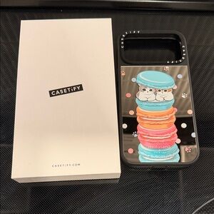 Casetify Mirror Case Chef’s Special Silver on Black
